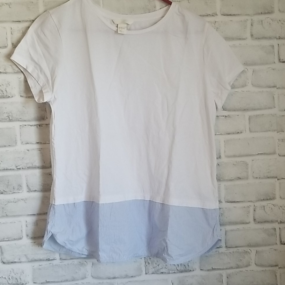 H&M white and blue t shirt